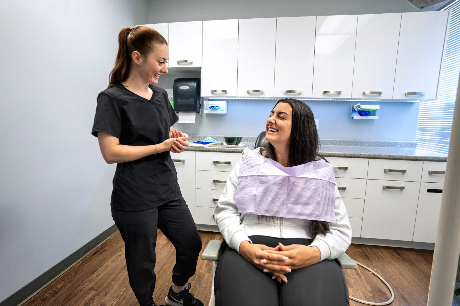 staff-with-patient-01